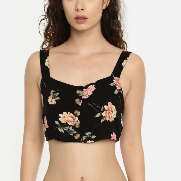 🆕 AEO crop top size M - Picture 1 of 10